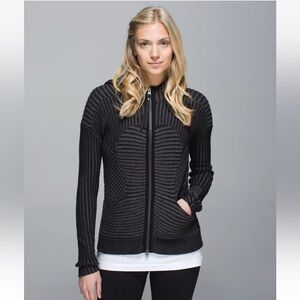 LULULEMON Embrace Hoodie Ribbed Knit Black Heathered Dark Grey